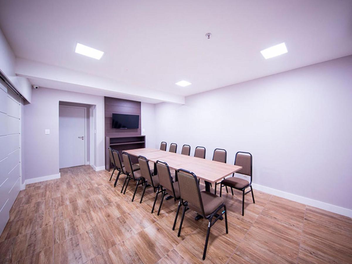 Business Hotel